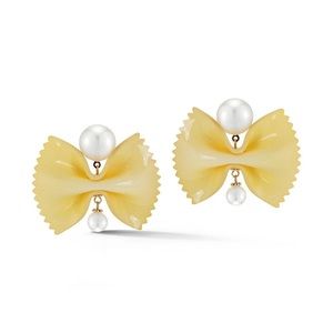 Chefanie Swinging Farfalle Pasta Pearl Earrings